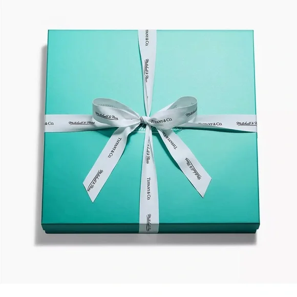 Tiffany & Co. - Picture 6 of 6